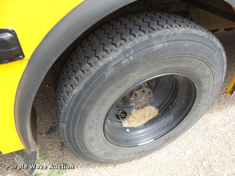 image for item DB1936 2009 International CE school bus