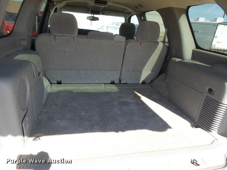 image for item DB1938 2003 Chevrolet Tahoe SUV