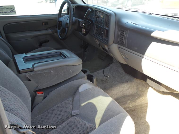 image for item DB1938 2003 Chevrolet Tahoe SUV