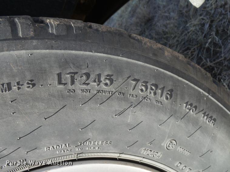 image for item DB1938 2003 Chevrolet Tahoe SUV