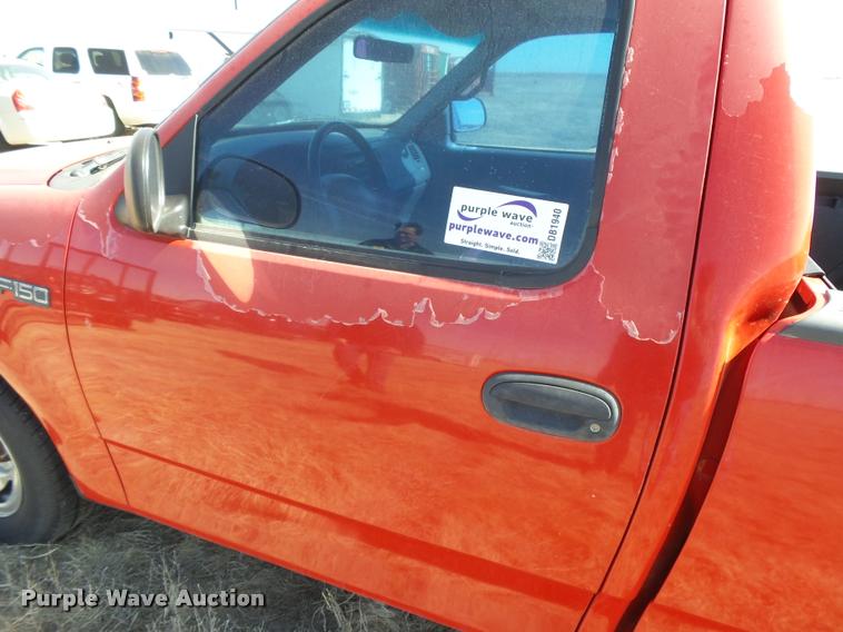 image for item DB1940 1997 Ford F150 pickup truck