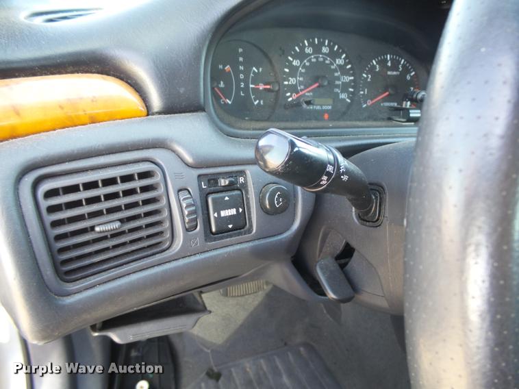 image for item DB1941 2002 Toyota Camry Solara