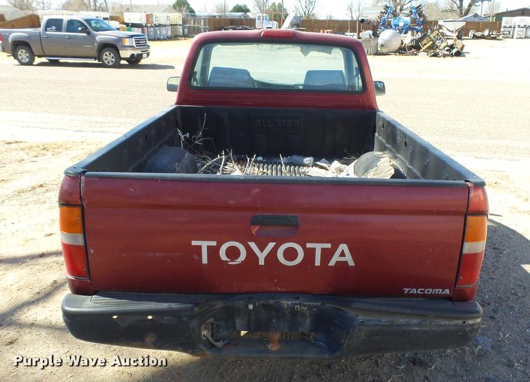 image for item DB1944 1995 Toyota Tacoma pickup truck