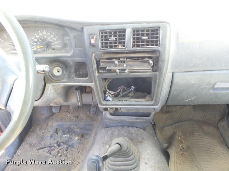 image for item DB1944 1995 Toyota Tacoma pickup truck