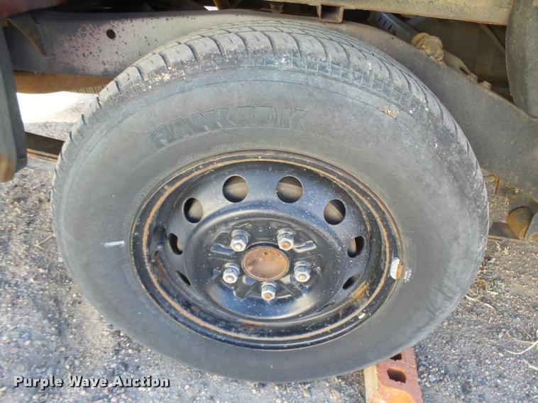 image for item DB1944 1995 Toyota Tacoma pickup truck