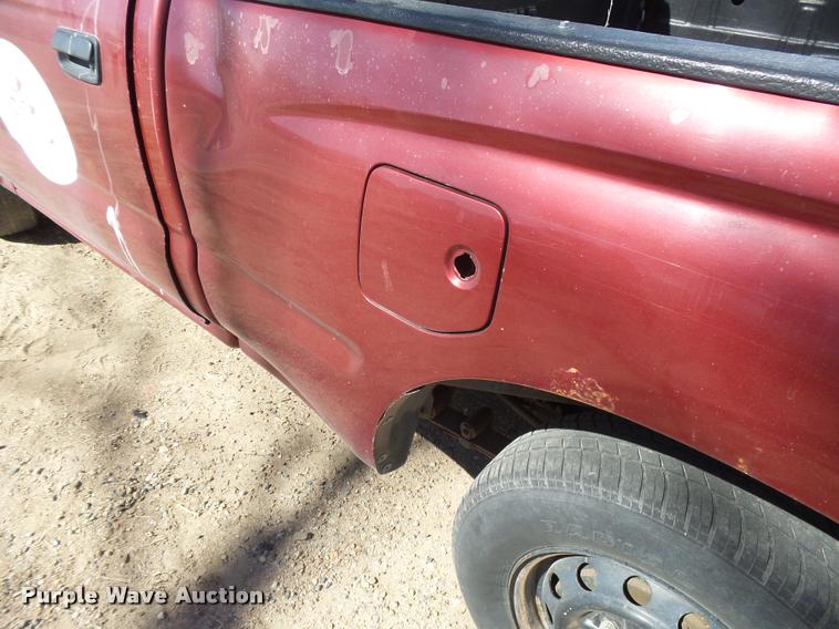 image for item DB1944 1995 Toyota Tacoma pickup truck