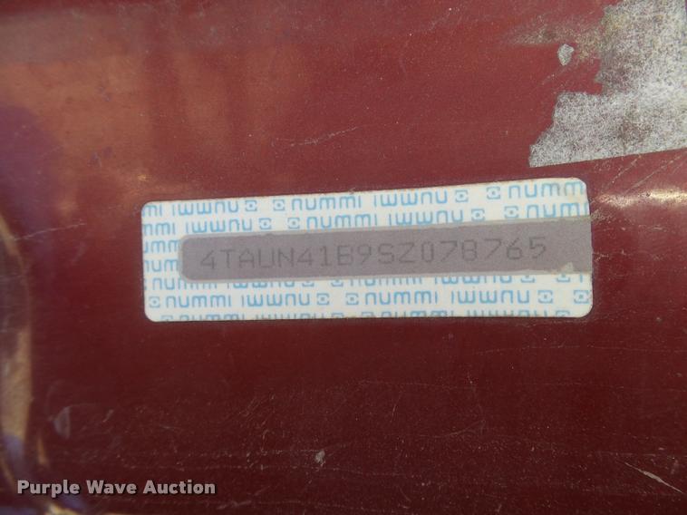 image for item DB1944 1995 Toyota Tacoma pickup truck