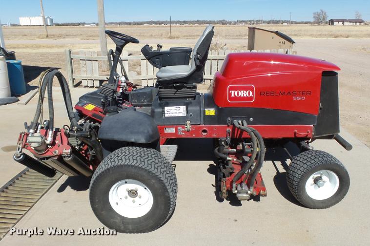 image for item DB1947 Toro Reelmaster 5510 lawn mower