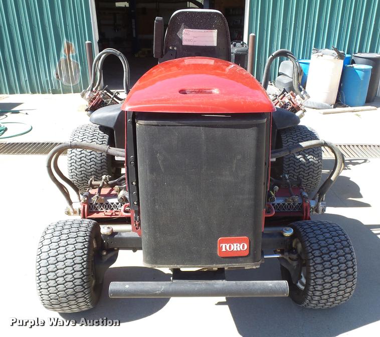 image for item DB1947 Toro Reelmaster 5510 lawn mower