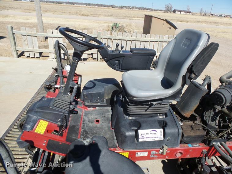 image for item DB1947 Toro Reelmaster 5510 lawn mower