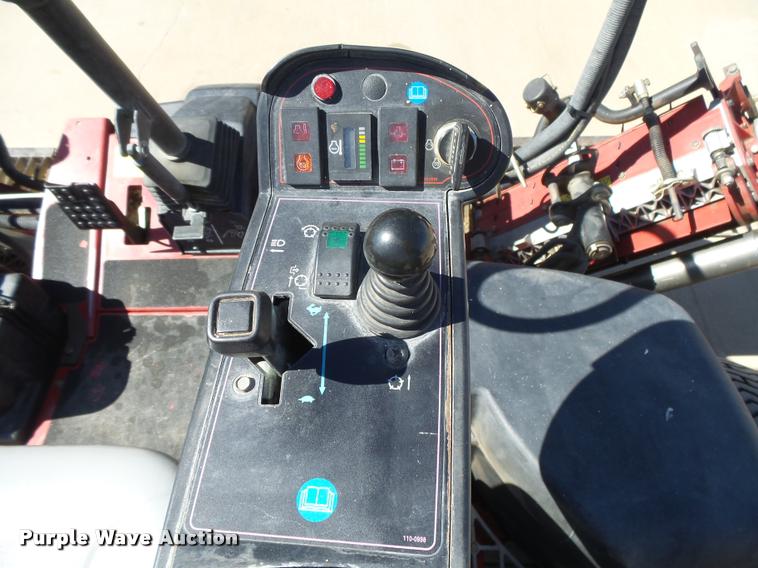 image for item DB1947 Toro Reelmaster 5510 lawn mower