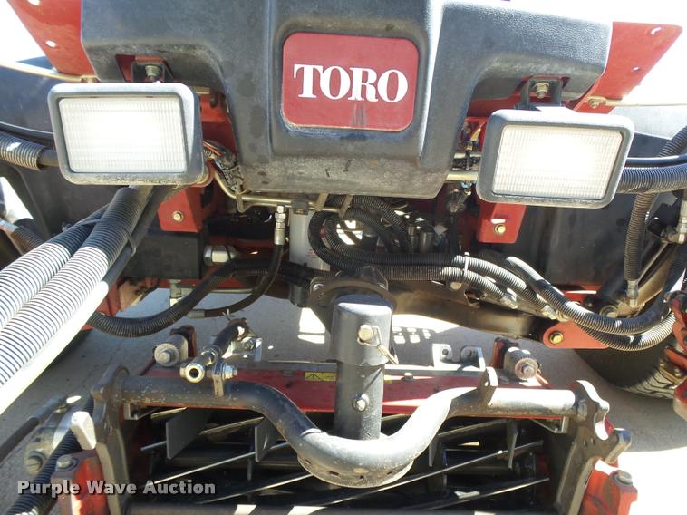 image for item DB1947 Toro Reelmaster 5510 lawn mower
