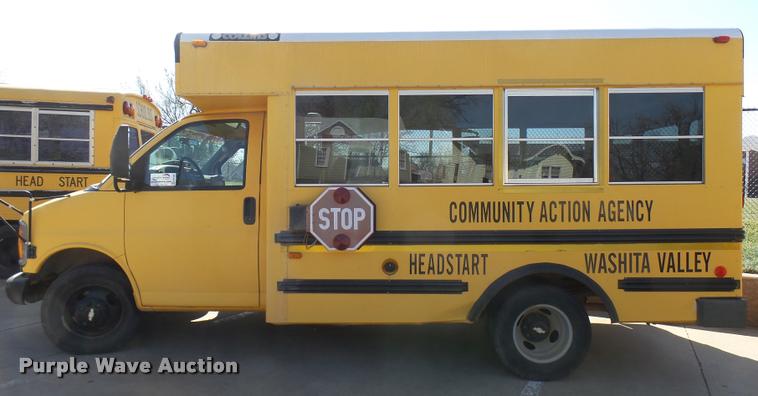 image for item DB2484 1999 Chevrolet Express 3500 Cargo school bus