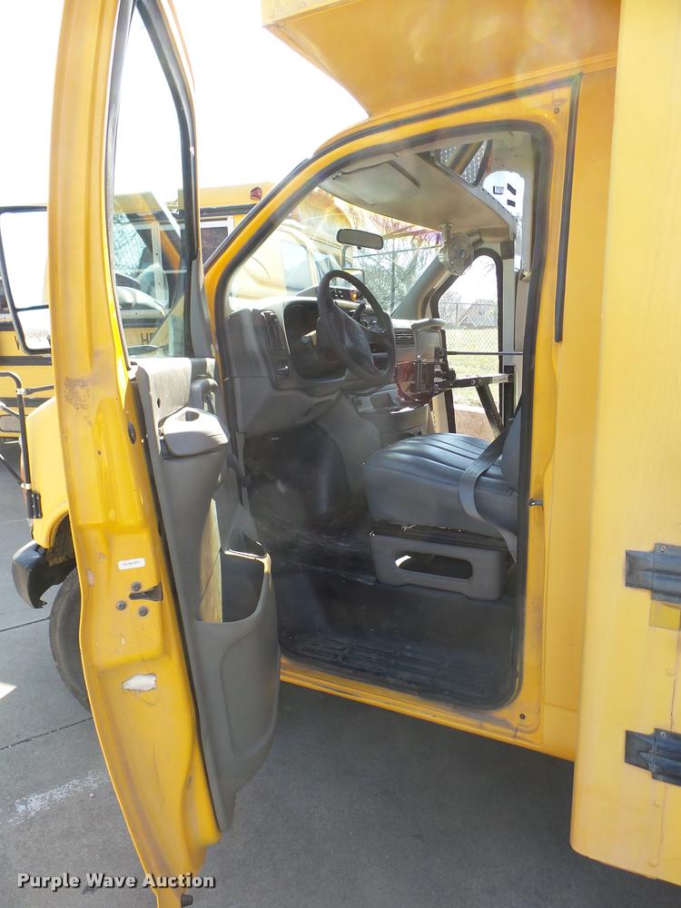 image for item DB2484 1999 Chevrolet Express 3500 Cargo school bus
