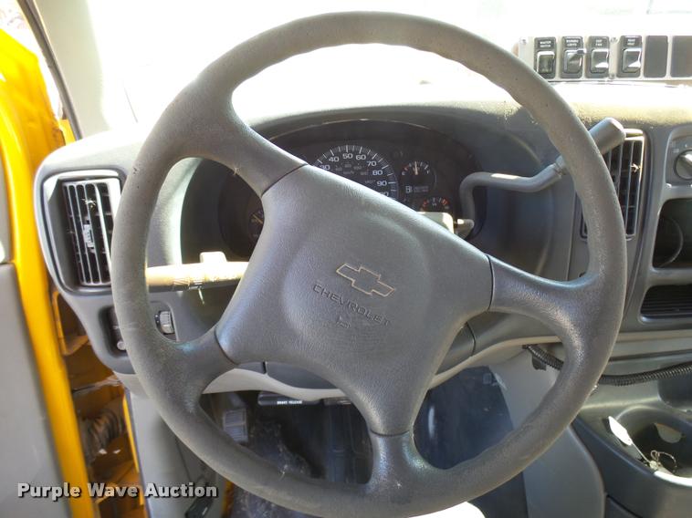 image for item DB2484 1999 Chevrolet Express 3500 Cargo school bus