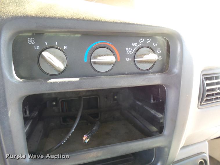 image for item DB2484 1999 Chevrolet Express 3500 Cargo school bus