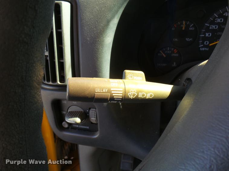 image for item DB2484 1999 Chevrolet Express 3500 Cargo school bus