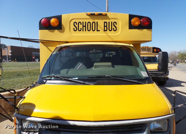 image for item DB2484 1999 Chevrolet Express 3500 Cargo school bus