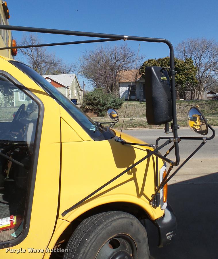 image for item DB2484 1999 Chevrolet Express 3500 Cargo school bus