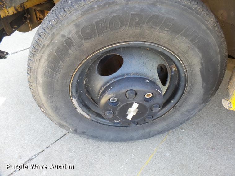 image for item DB2484 1999 Chevrolet Express 3500 Cargo school bus