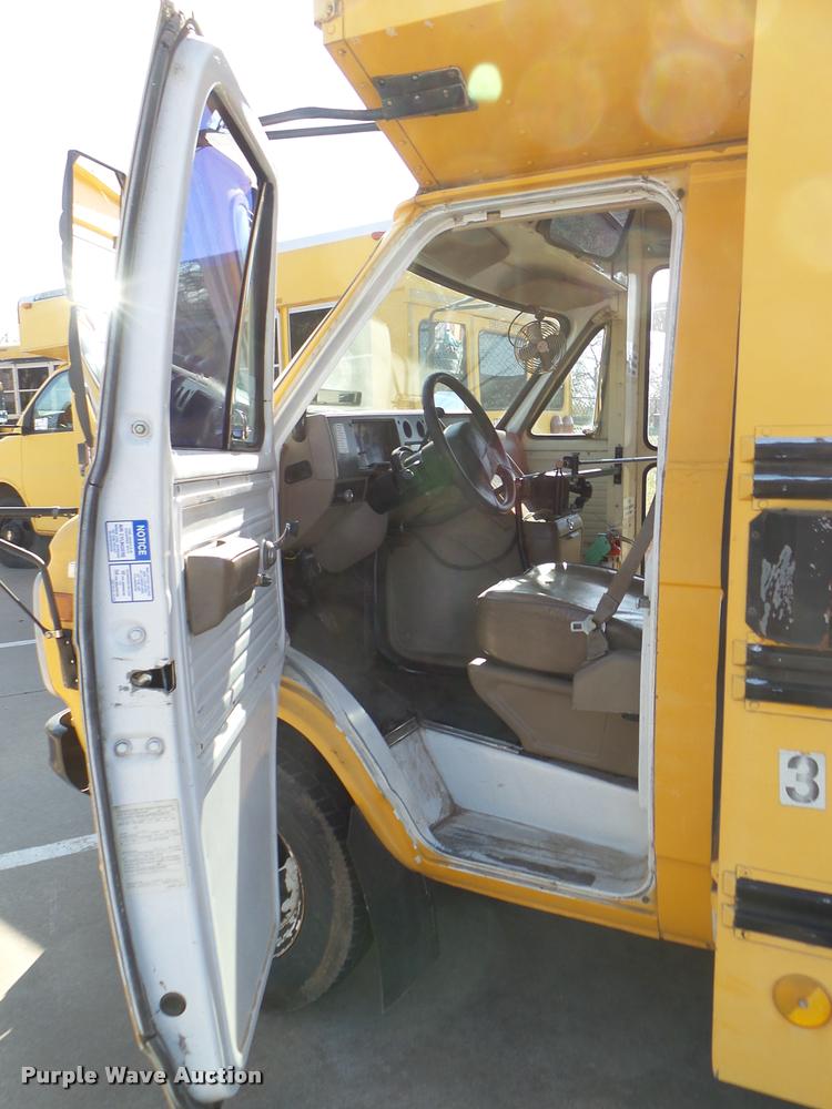 image for item DB2485 1992 Chevrolet G30 school bus