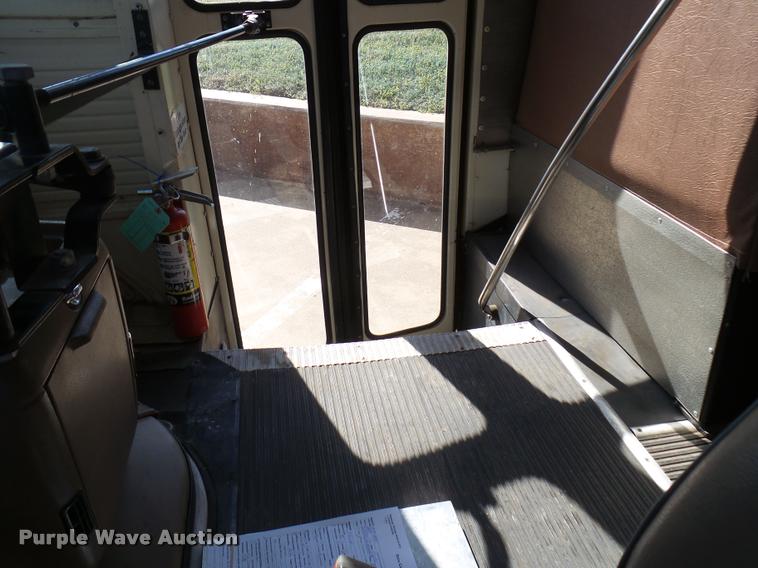 image for item DB2485 1992 Chevrolet G30 school bus