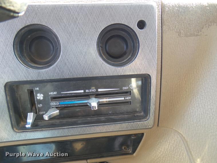 image for item DB2485 1992 Chevrolet G30 school bus