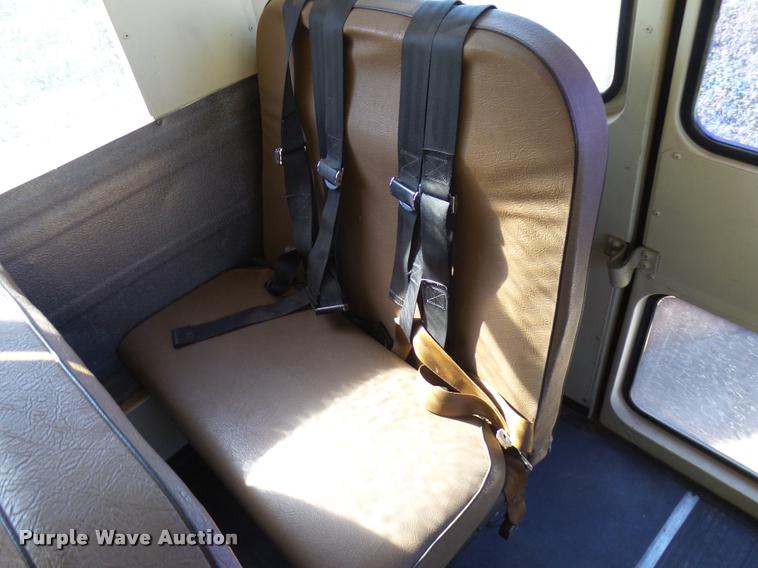 image for item DB2485 1992 Chevrolet G30 school bus