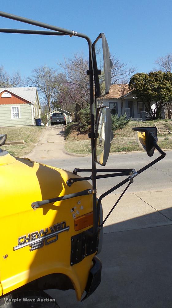 image for item DB2485 1992 Chevrolet G30 school bus