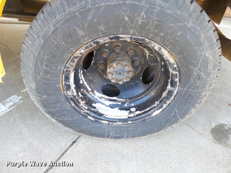 image for item DB2485 1992 Chevrolet G30 school bus