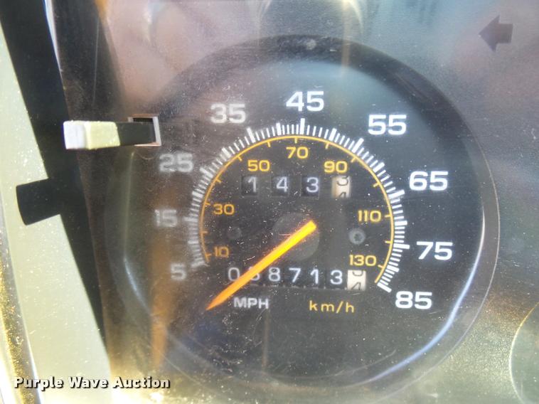 image for item DB2486 1994 Chevrolet G30 school bus