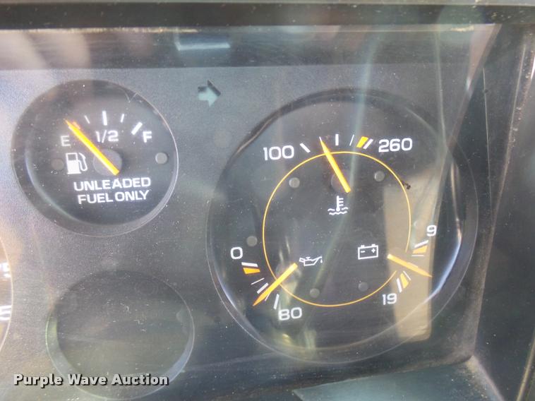 image for item DB2486 1994 Chevrolet G30 school bus