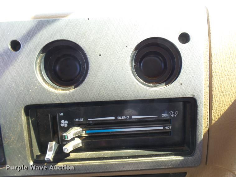 image for item DB2486 1994 Chevrolet G30 school bus