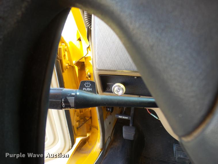 image for item DB2486 1994 Chevrolet G30 school bus