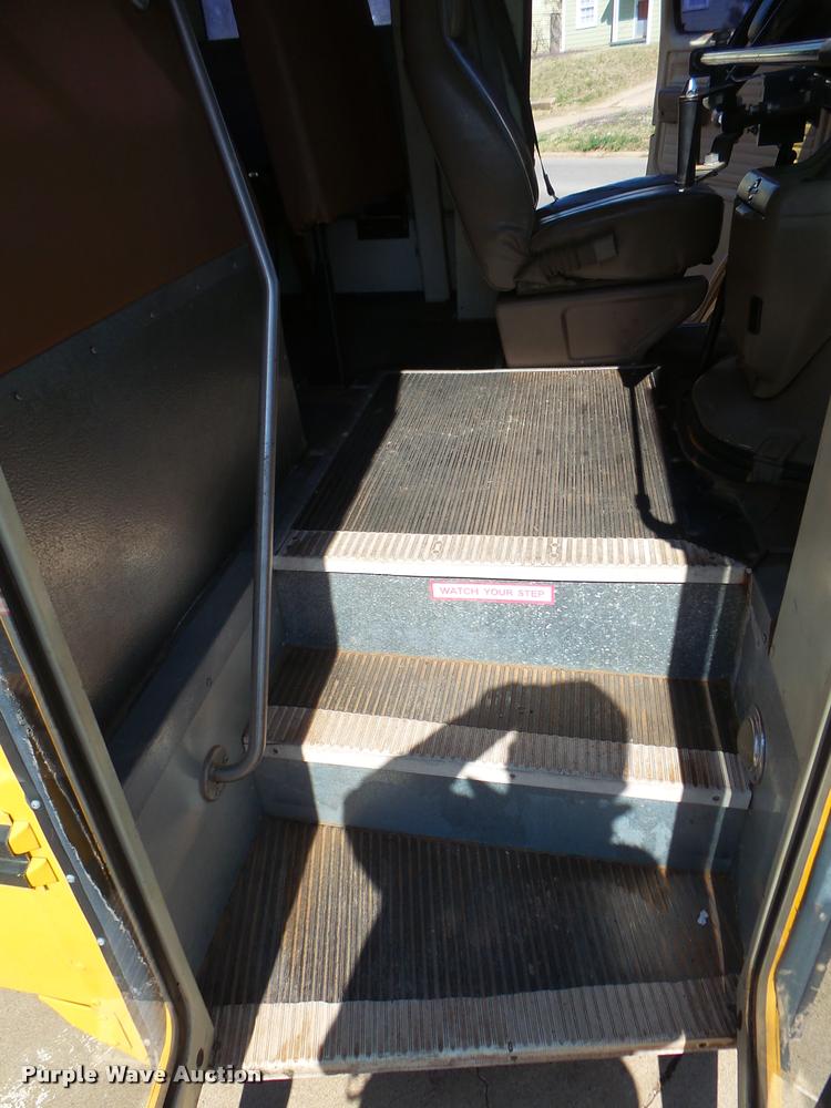 image for item DB2486 1994 Chevrolet G30 school bus
