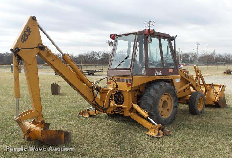 image for item DB3765 1990 Case 480F Construction King backhoe