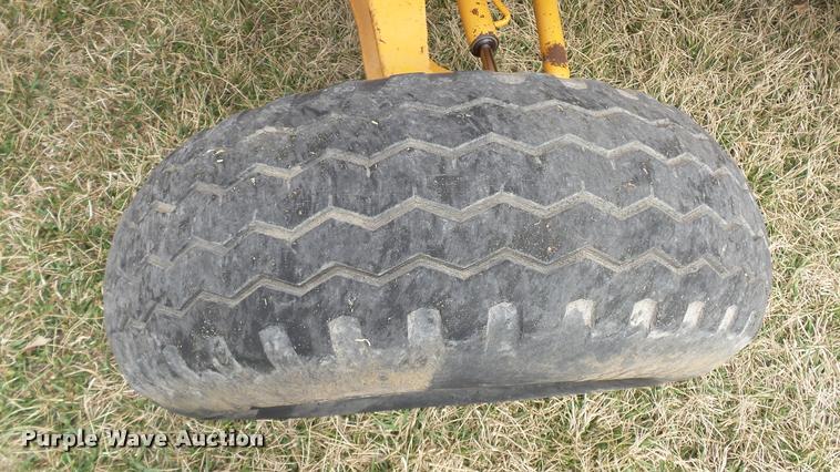 image for item DB3765 1990 Case 480F Construction King backhoe