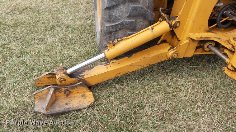 image for item DB3765 1990 Case 480F Construction King backhoe