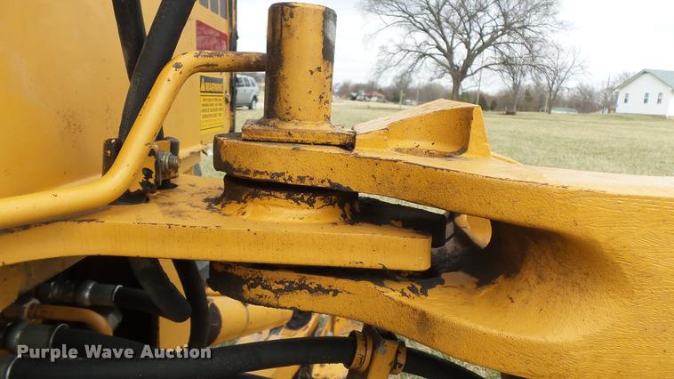 image for item DB3765 1990 Case 480F Construction King backhoe