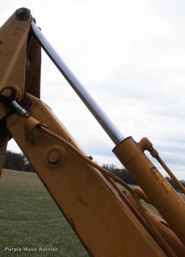 image for item DB3765 1990 Case 480F Construction King backhoe