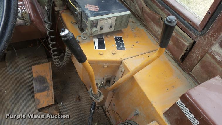 image for item DB3765 1990 Case 480F Construction King backhoe