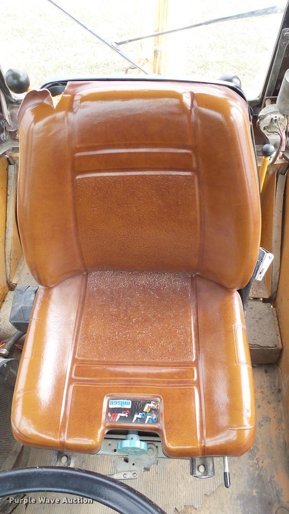 image for item DB3765 1990 Case 480F Construction King backhoe