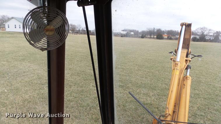 image for item DB3765 1990 Case 480F Construction King backhoe