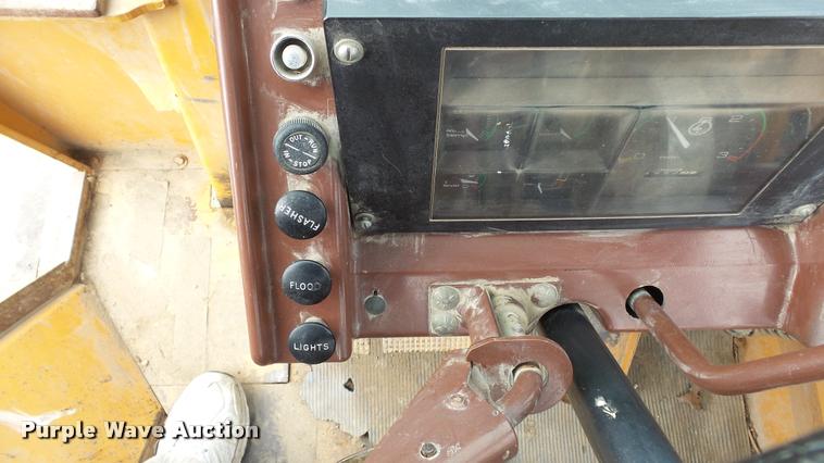 image for item DB3765 1990 Case 480F Construction King backhoe