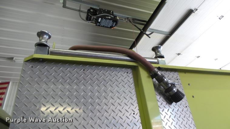 image for item DB3791 1979 Ford F800 fire pumper truck