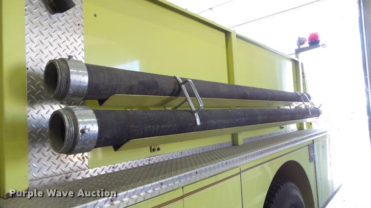 image for item DB3791 1979 Ford F800 fire pumper truck