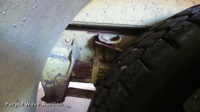 image for item DB3791 1979 Ford F800 fire pumper truck