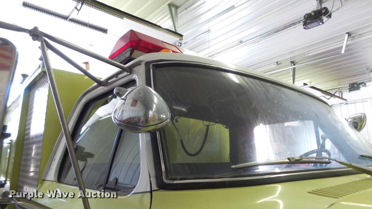 image for item DB3791 1979 Ford F800 fire pumper truck