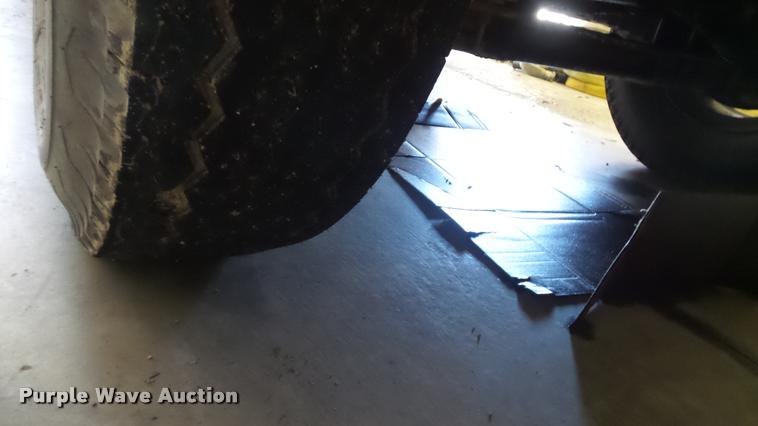 image for item DB3791 1979 Ford F800 fire pumper truck