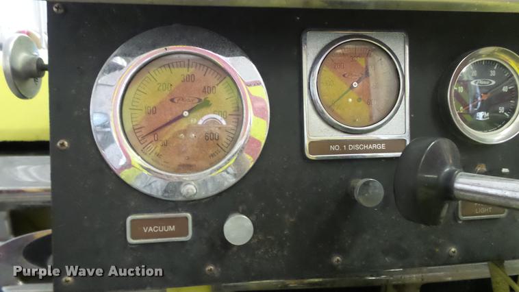 image for item DB3791 1979 Ford F800 fire pumper truck